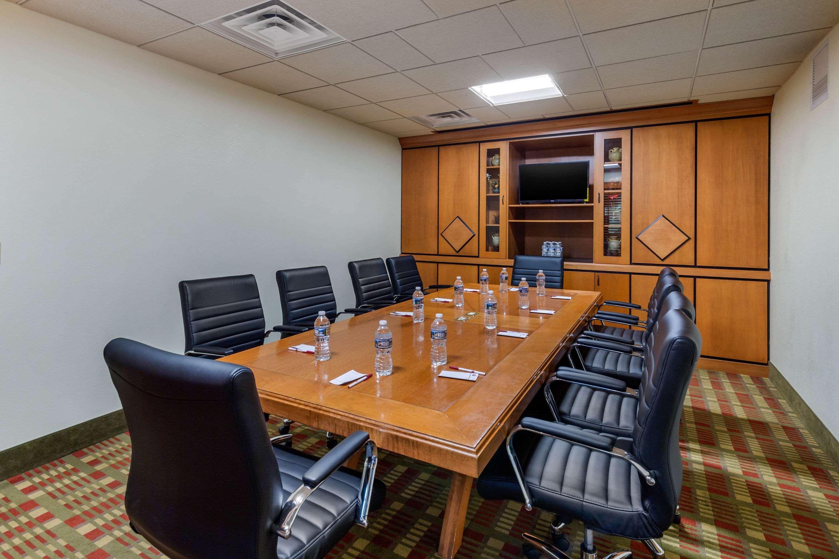 Holiday Inn Express & Suites Leesburg - Historic District By Ihg Exteriör bild