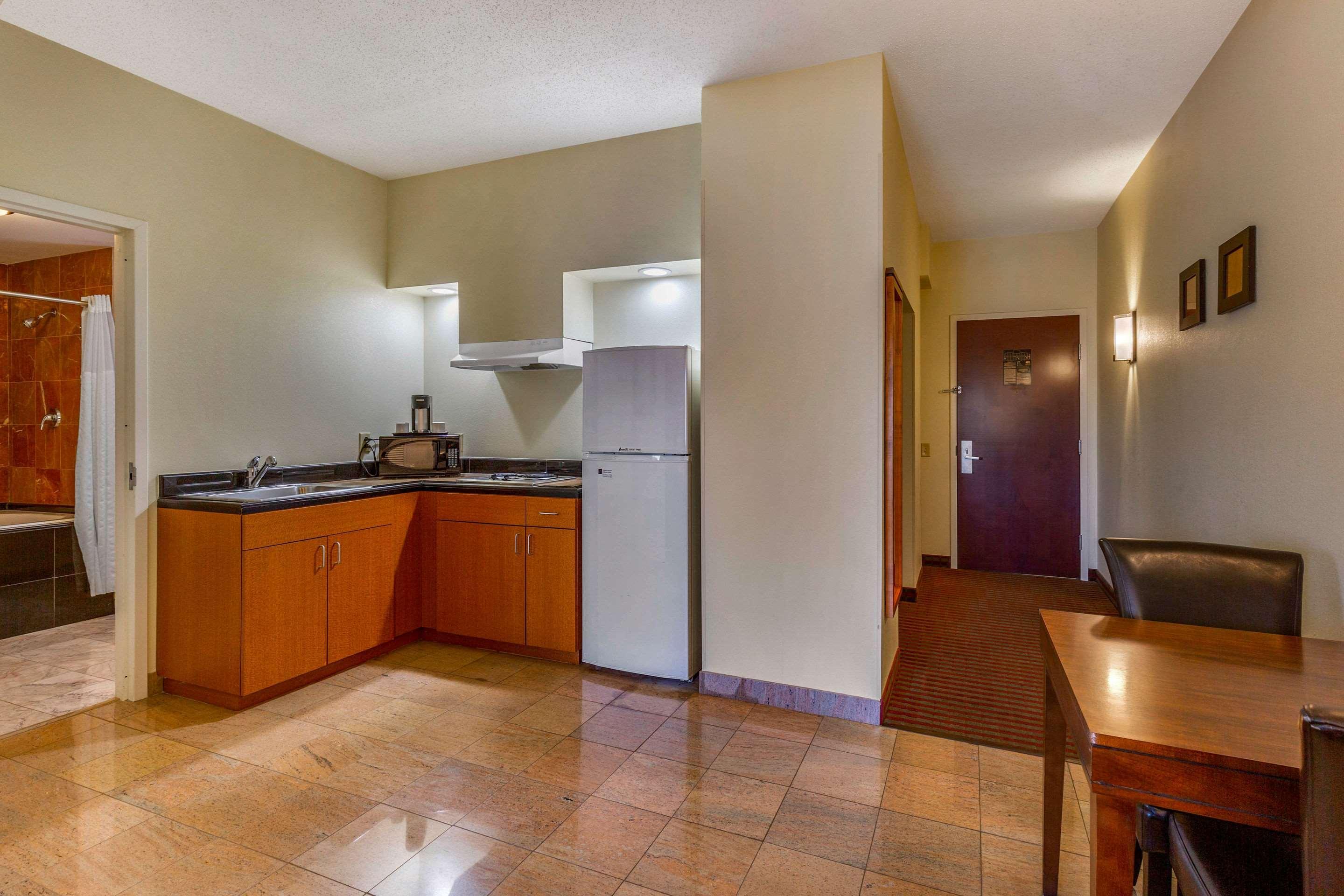 Holiday Inn Express & Suites Leesburg - Historic District By Ihg Exteriör bild