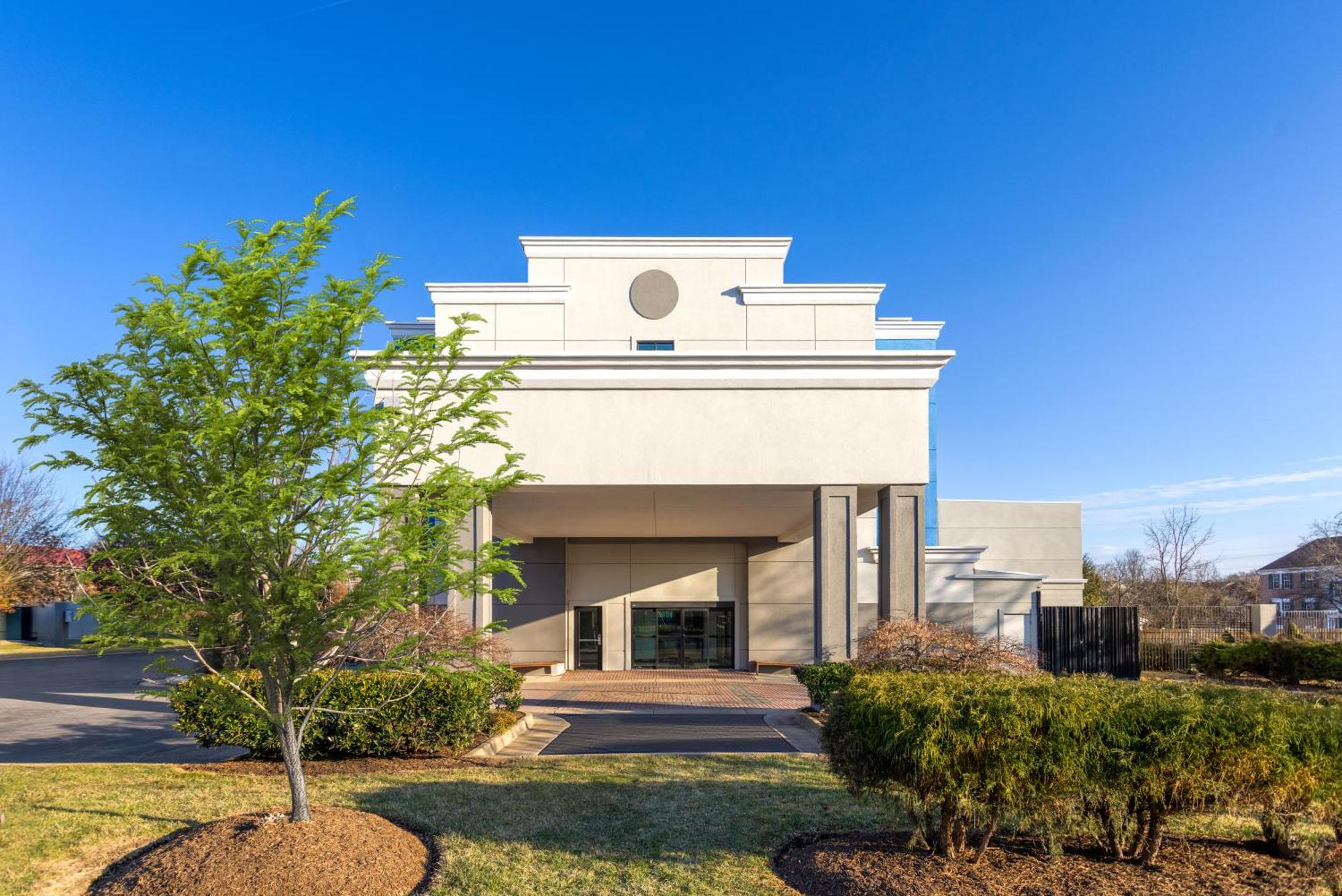 Holiday Inn Express & Suites Leesburg - Historic District By Ihg Exteriör bild