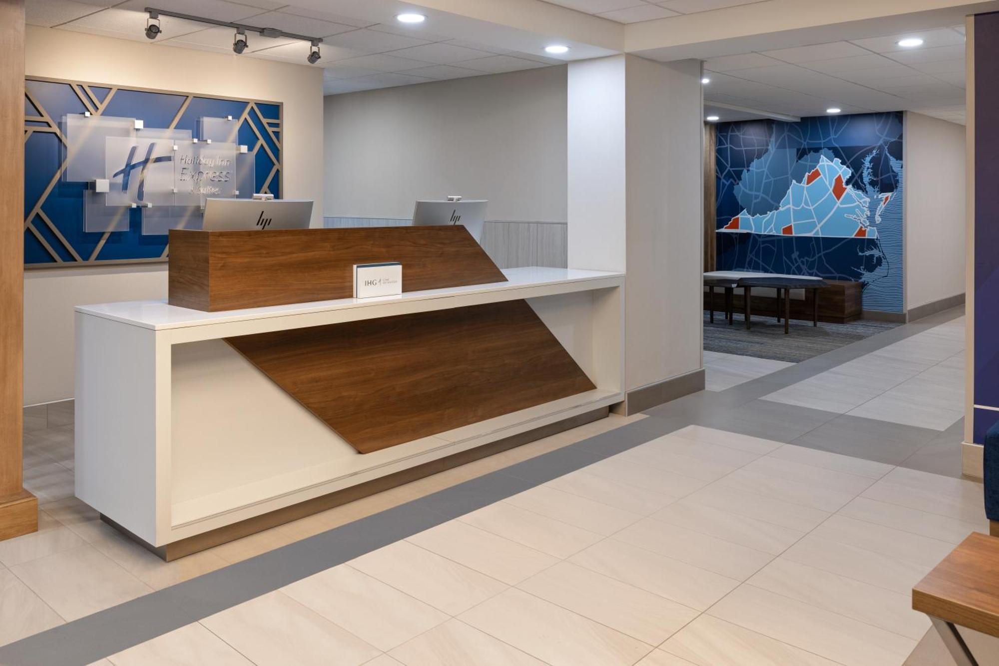 Holiday Inn Express & Suites Leesburg - Historic District By Ihg Exteriör bild