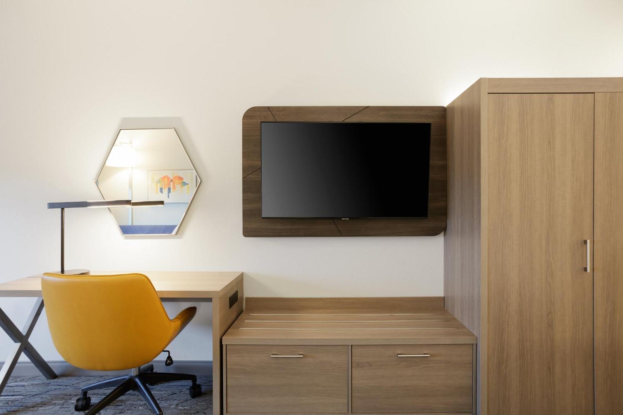 Holiday Inn Express & Suites Leesburg - Historic District By Ihg Exteriör bild