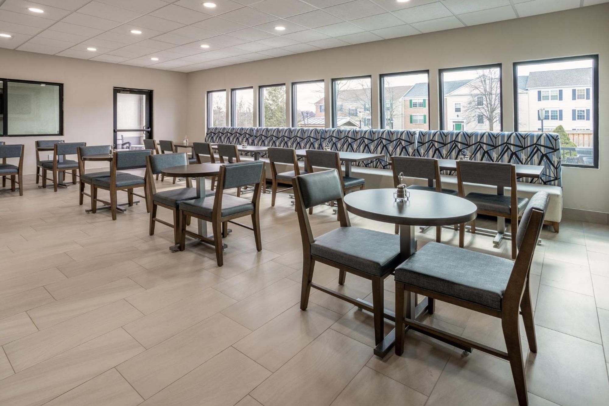 Holiday Inn Express & Suites Leesburg - Historic District By Ihg Exteriör bild